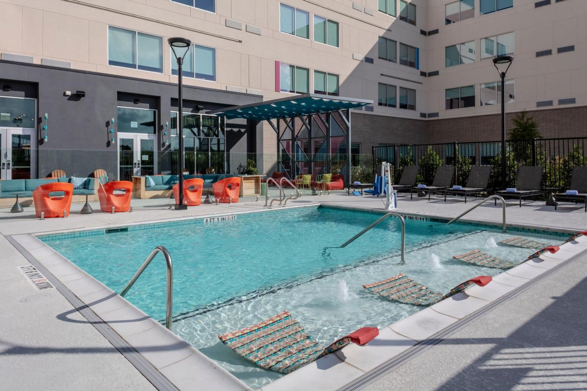 Aloft Dallas Arlington South Екстер'єр фото